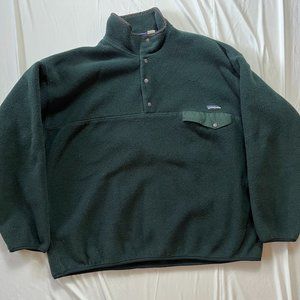 Vintage 1980s Patagonia Men's Fleece Forest Green Size XL.